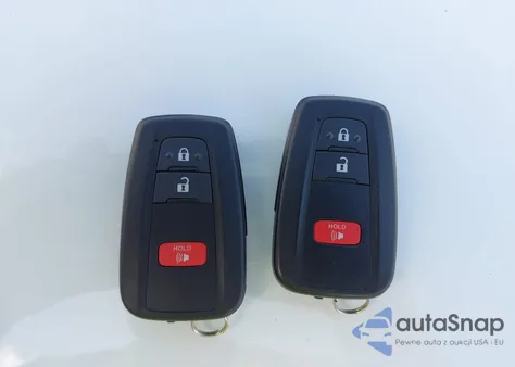 2021 Toyota C-Hr Xle z USA, uszkodzony, nr VIN NMTKHMBX3MR139981